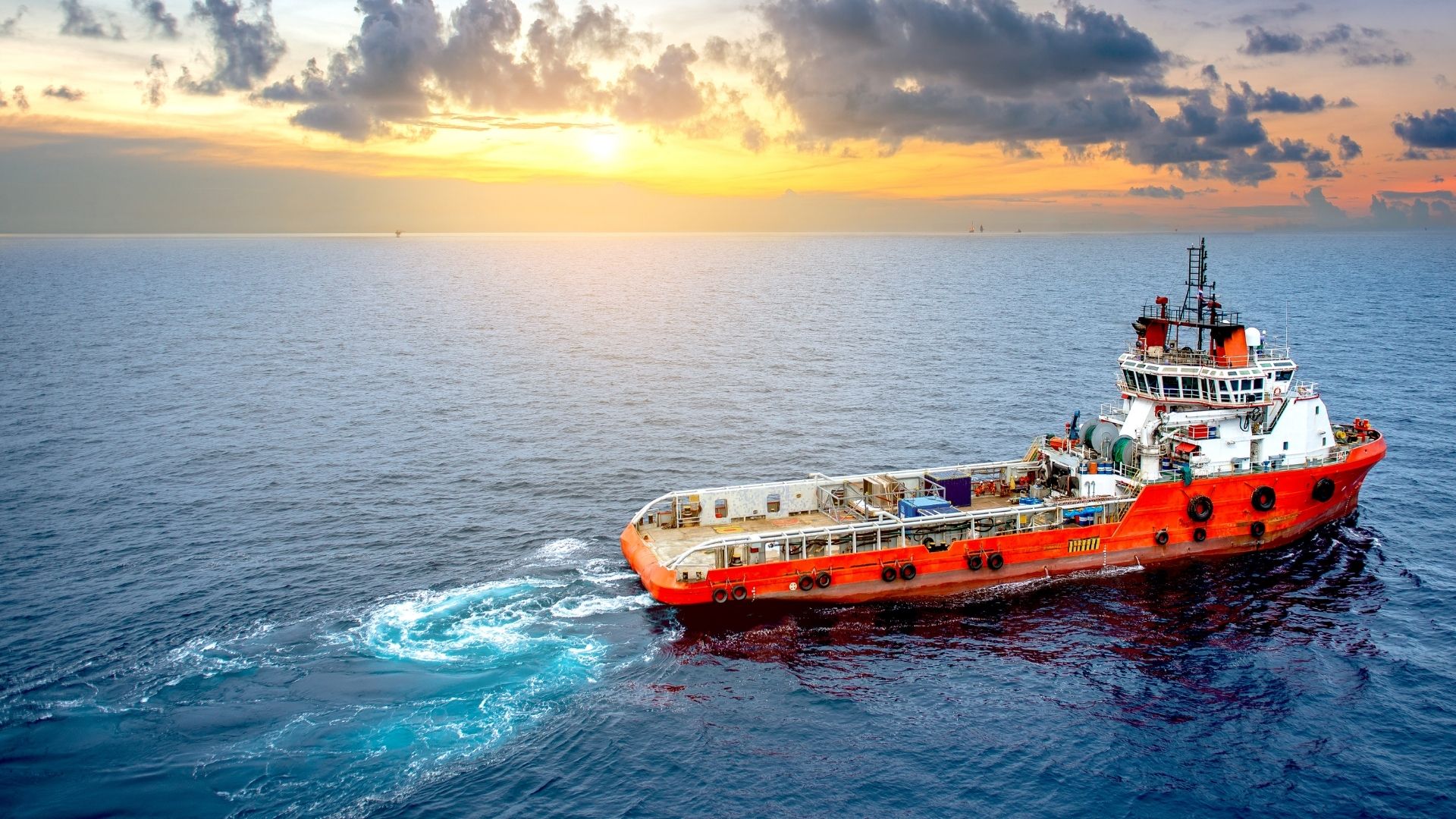 How to manage supply chain in the maritime industry?